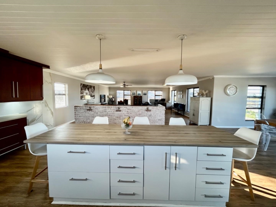 4 Bedroom Property for Sale in Fountains Estate Eastern Cape